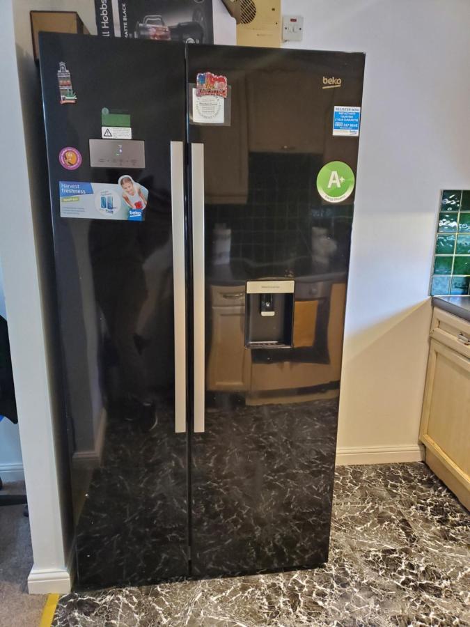 Lovely 2 Bed Flat/Apt In East London- Nice Estate. 达格纳姆 外观 照片