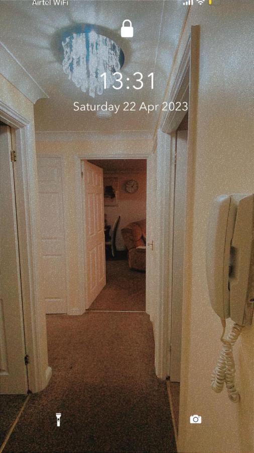 Lovely 2 Bed Flat/Apt In East London- Nice Estate. 达格纳姆 外观 照片